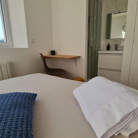Le Jaures 4 - T2 - 1Er Etage Apartment Енебон Екстериор снимка