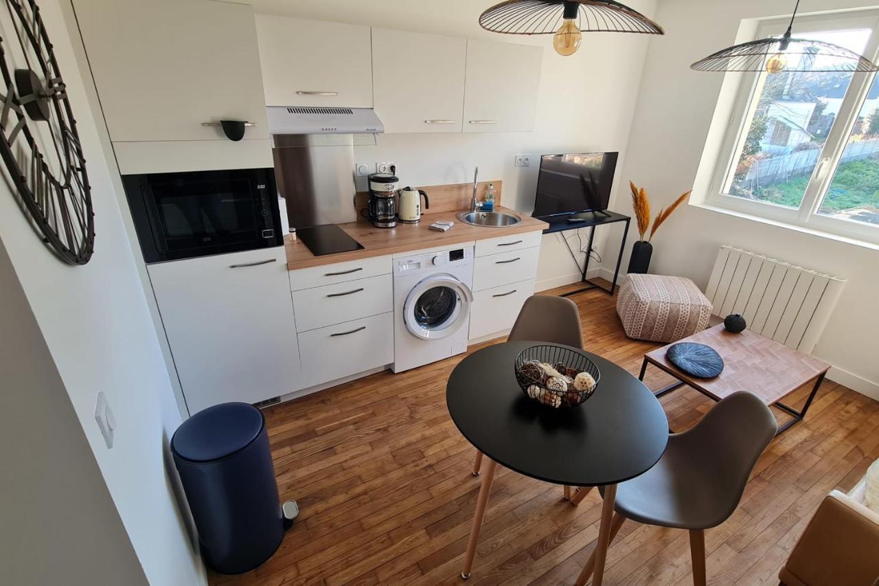 Le Jaures 4 - T2 - 1Er Etage Apartment Енебон Екстериор снимка