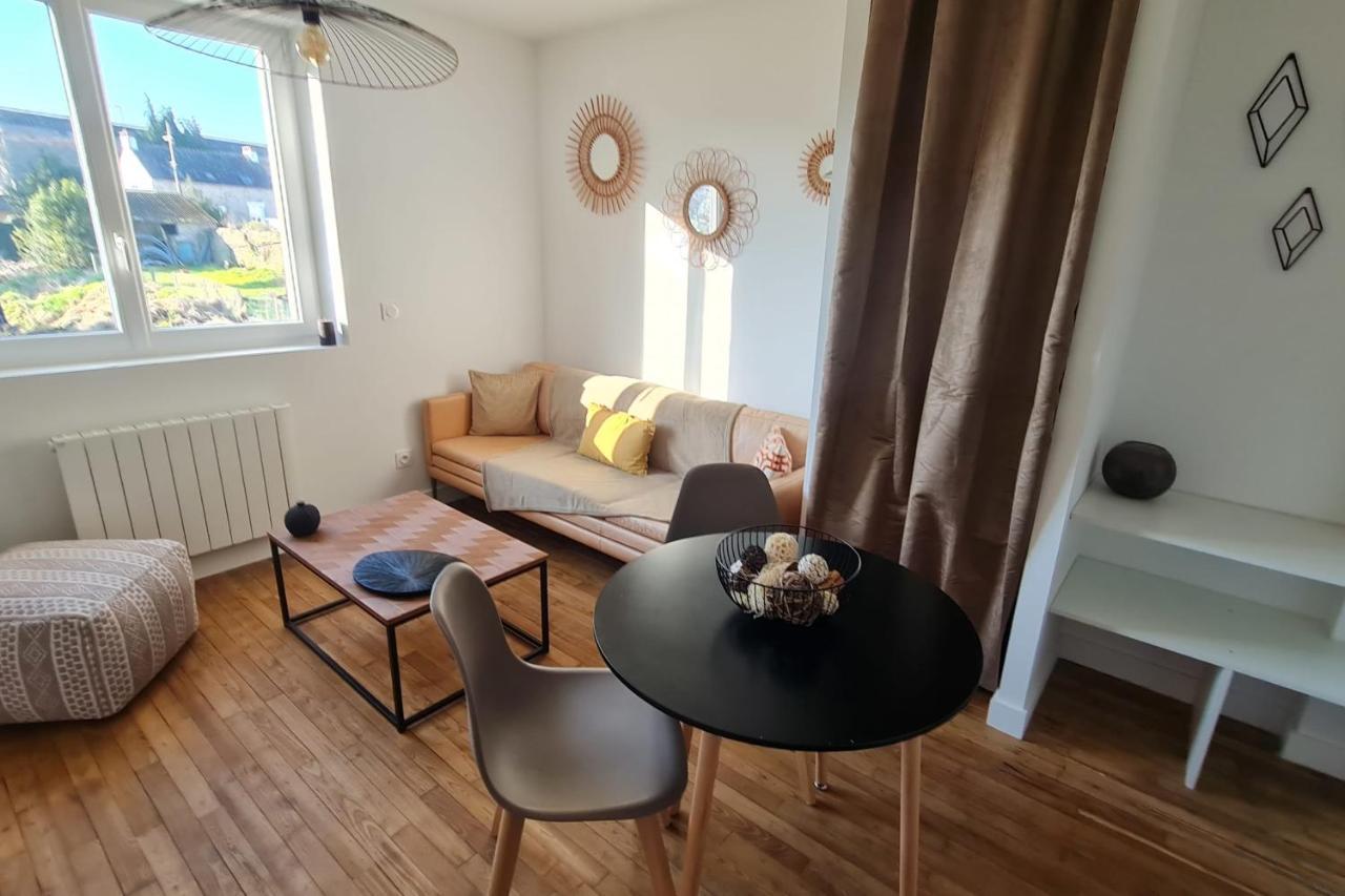 Le Jaures 4 - T2 - 1Er Etage Apartment Енебон Екстериор снимка