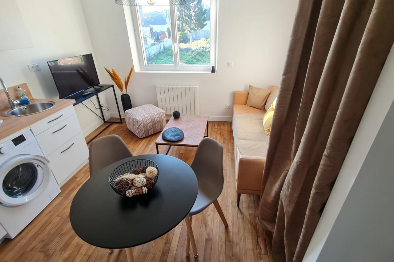 Le Jaures 4 - T2 - 1Er Etage Apartment Енебон Екстериор снимка